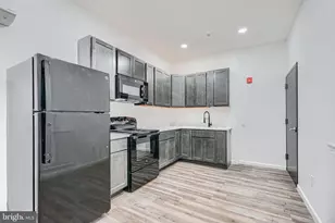 7 S Carrollton Ave, Baltimore, MD 21223 - Photo 5