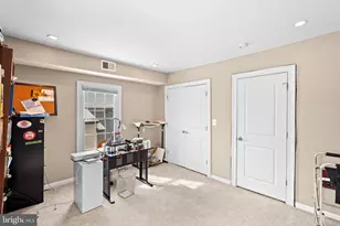 5013 The Alameda, Baltimore, MD 21239 - Photo 11