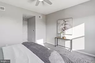 1020 N Eden St, Baltimore, MD 21205 - Photo 31