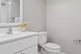 1020 N Eden St, Baltimore, MD 21205 - Photo 37