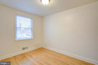 3770 Ravenwood Avenue, Baltimore, MD 21213 - Photo 9