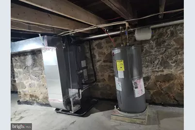 203 S Loudon Avenue, Baltimore, MD 21229 - Photo 13