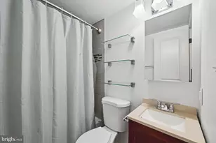 1737 Bank St, Baltimore, MD 21231 - Photo 27