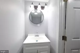 4905 Midwood Ave, Baltimore, MD 21212 - Photo 19