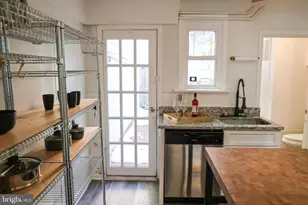 605 S Montford Ave, Baltimore, MD 21224 - Photo 23