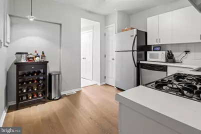 1121 S Decker Avenue S, Baltimore, MD 21224 - Photo 17