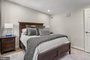 1121 S Decker Ave S, Baltimore, MD 21224 - Photo 21