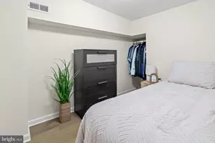 1121 S Decker Ave S, Baltimore, MD 21224 - Photo 25