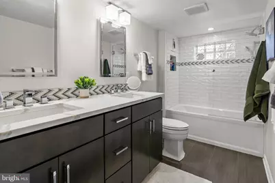 1121 S Decker Avenue S, Baltimore, MD 21224 - Photo 31