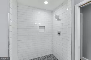 1217 E Oliver St, Baltimore, MD 21202 - Photo 25