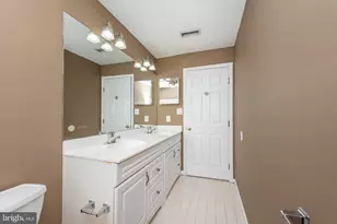 4021 Barrington Rd, Baltimore, MD 21207 - Photo 19