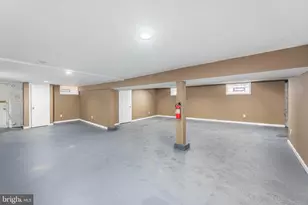 4021 Barrington Rd, Baltimore, MD 21207 - Photo 33