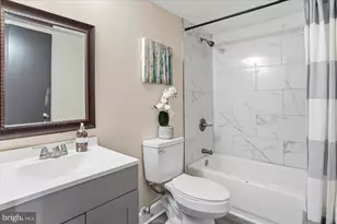 1223 E Oliver St, Baltimore, MD 21202 - Photo 13