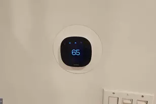 519 E 28th Street E, Baltimore, MD 21218 - Photo 25