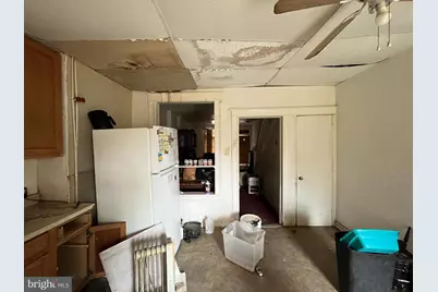 16 N Ashburton Street, Baltimore, MD 21223 - Photo 9