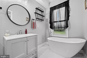 3900 Cottage Ave, Baltimore, MD 21215 - Photo 17