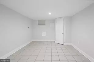 3201 E Fairmount Ave, Baltimore, MD 21224 - Photo 27