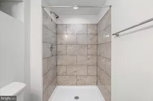 3201 E Fairmount Ave, Baltimore, MD 21224 - Photo 31