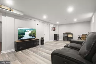 2207 Woodbourne Ave, Baltimore, MD 21214 - Photo 41