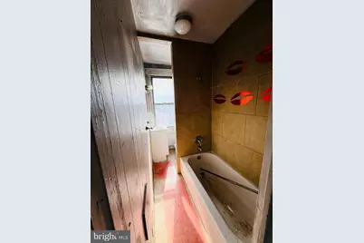 2145 Walbrook Avenue NW, Baltimore, MD 21217 - Photo 19