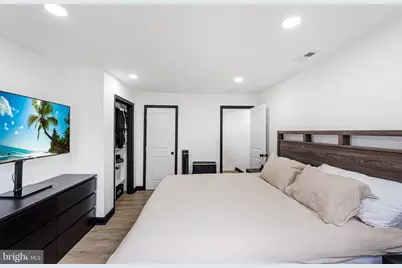 519 S Kenwood Avenue, Baltimore, MD 21224 - Photo 13