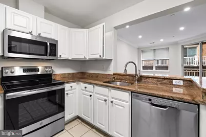 23 Pierside Drive #104, Baltimore, MD 21230 - Photo 7