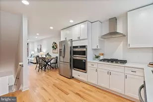 1352 Andre St, Baltimore, MD 21230 - Photo 9