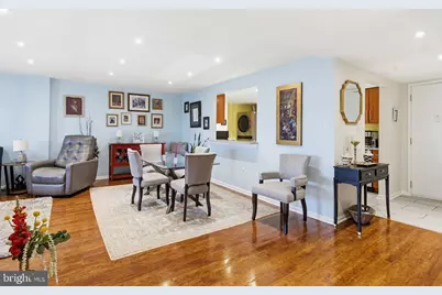 1040 Deer Ridge Drive #208, Baltimore, MD 21210 - Photo 13