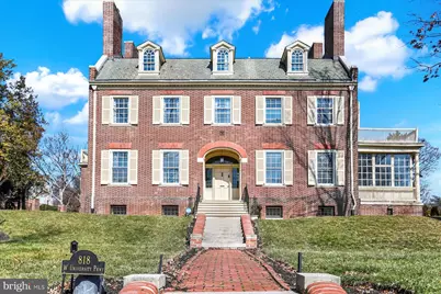 818 W University Parkway, Baltimore, MD 21210 - Photo 3