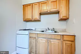 5626 Midwood Ave, Baltimore, MD 21212 - Photo 5