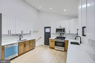 2802 Steele Rd, Baltimore, MD 21209 - Photo 1