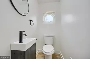 2802 Steele Rd, Baltimore, MD 21209 - Photo 19