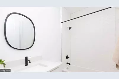 1709 Fleet Street #402, Baltimore, MD 21231 - Photo 11