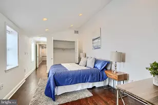 228 S Washington St, Baltimore, MD 21231 - Photo 27