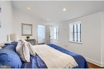 228 S Washington Street, Baltimore, MD 21231 - Photo 25