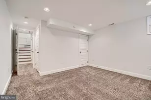 228 S Washington St, Baltimore, MD 21231 - Photo 19