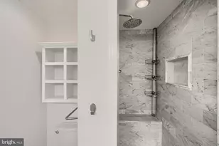 228 S Washington St, Baltimore, MD 21231 - Photo 31