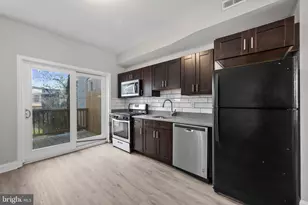 665 Dumbarton Ave, Baltimore, MD 21218 - Photo 15