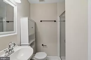 102 Burnett St, Baltimore, MD 21230 - Photo 17