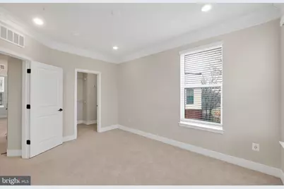 4219 Laplata Avenue, Baltimore, MD 21211 - Photo 31