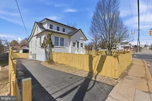 4502 Mannasota Ave, Baltimore, MD 21206 - Photo 9