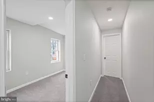 178 S Collins Ave, Baltimore, MD 21229 - Photo 27