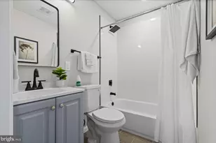 178 S Collins Ave, Baltimore, MD 21229 - Photo 25