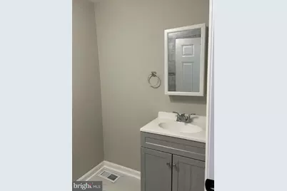 720 N Port Street, Baltimore, MD 21205 - Photo 9
