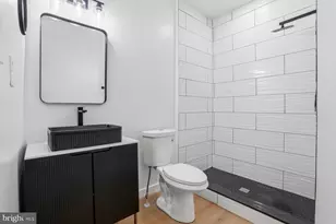 1661 Cliftview Ave, Baltimore, MD 21213 - Photo 19