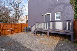 2001 Poplar Grove St, Baltimore, MD 21216 - Photo 39