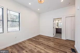 1704 Barclay St, Baltimore, MD 21202 - Photo 9