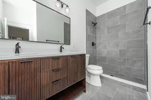 1704 Barclay St, Baltimore, MD 21202 - Photo 15