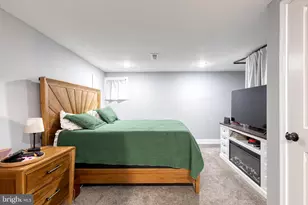 2258 Druid Park Dr, Baltimore, MD 21211 - Photo 23