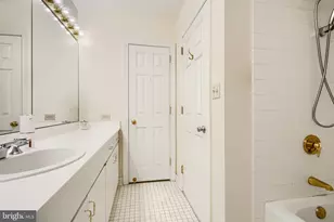 10 E Lee St, Baltimore, MD 21202 - Photo 27